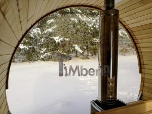 Smuk udendørs have sauna Iglu design om vinteren med panoramavinduet